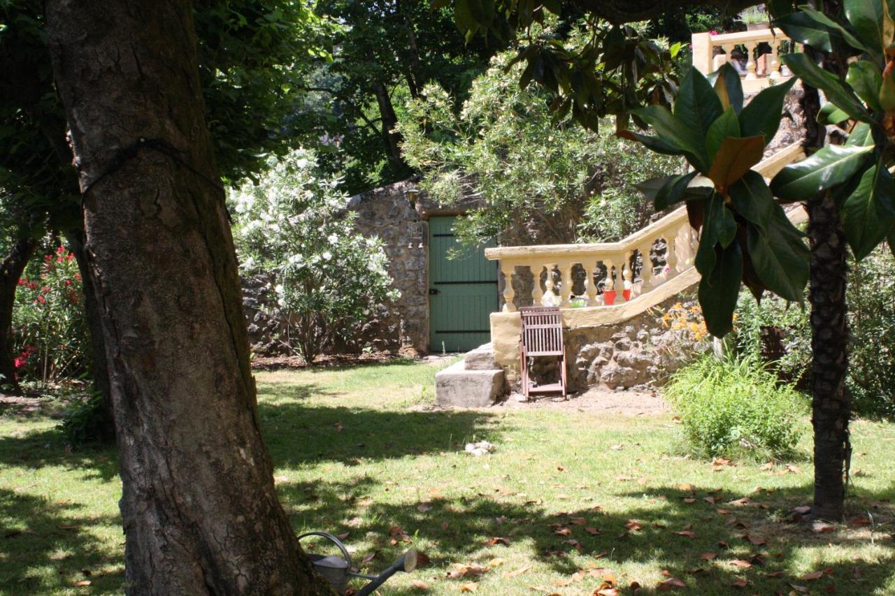 Les Escaliers Du Paradis Bed & Breakfast