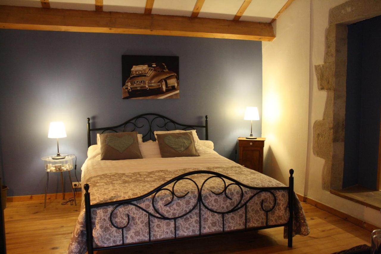 Les Escaliers Du Paradis Bed & Breakfast Largentiere
