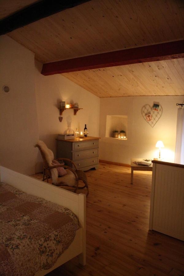 Les Escaliers Du Paradis Bed & Breakfast